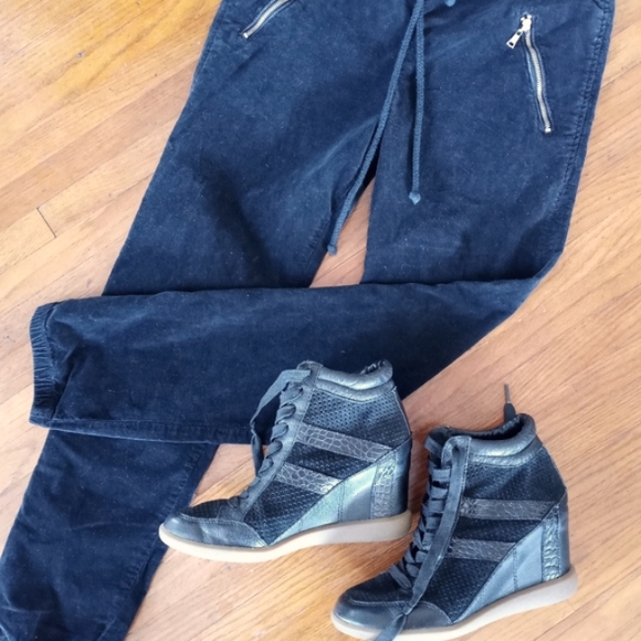 SKINNY  JOGGERS - Picture 2 of 7